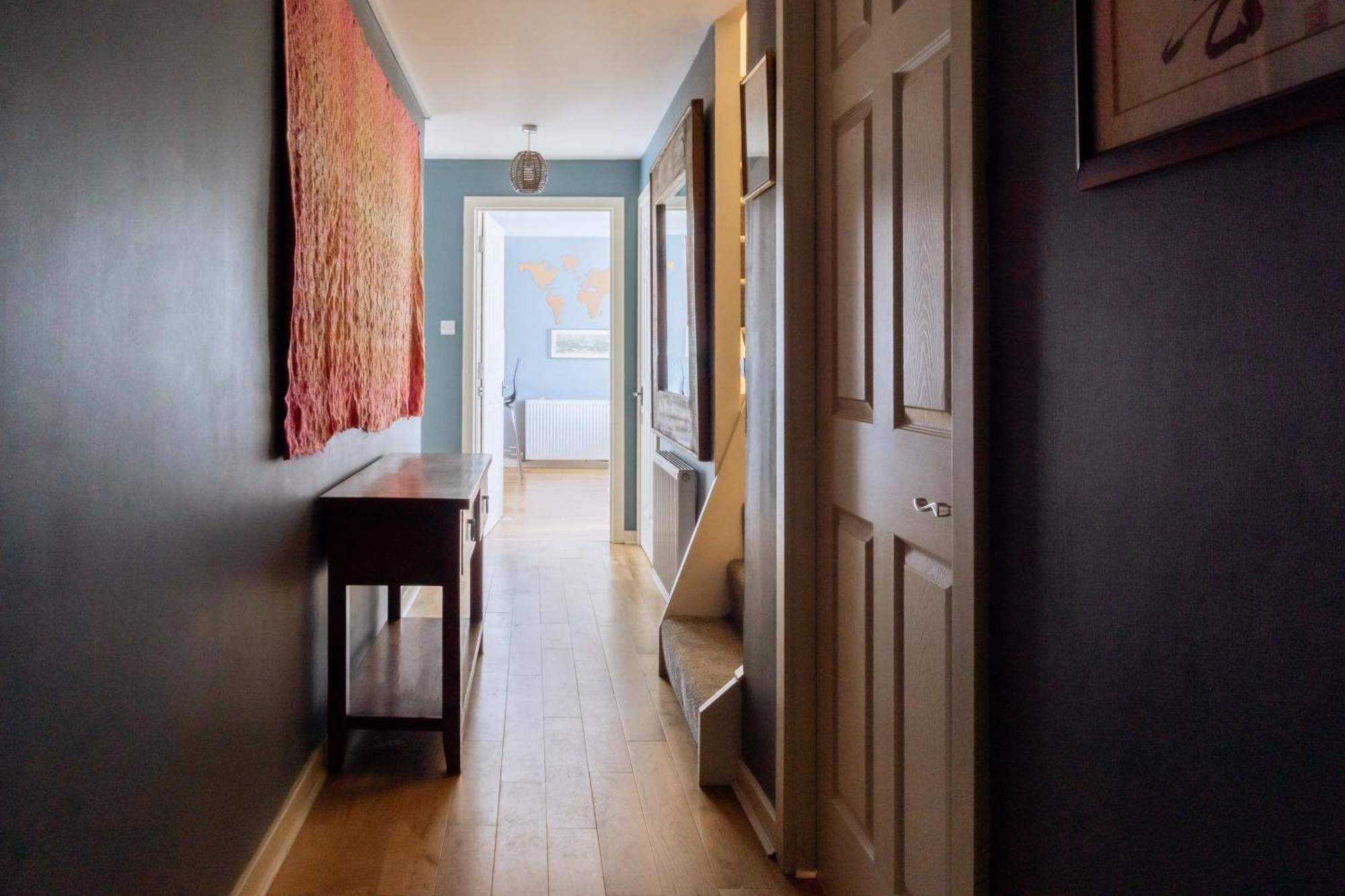 Stylish 3 Bedroom Apartment Near Hollyrood Park Edinburgh Exterior photo